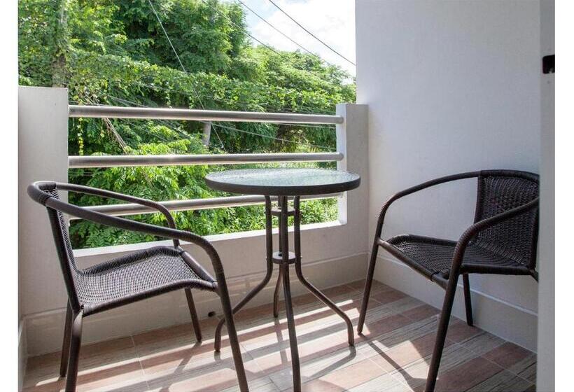 ホテル Namhasin House