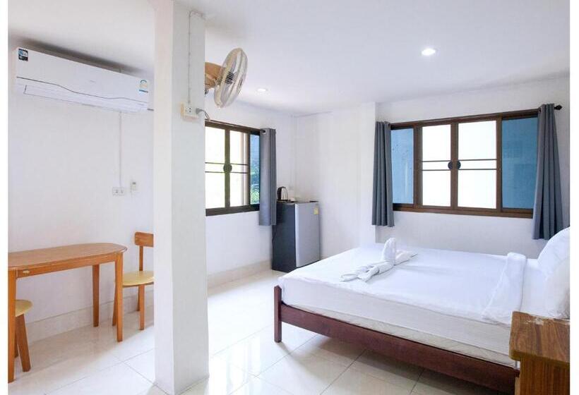 ホテル Namhasin House