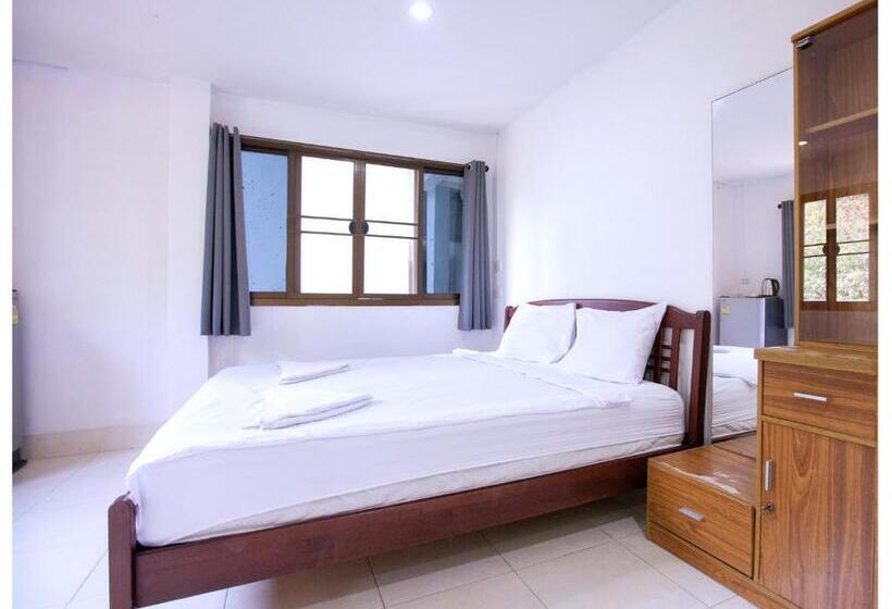 ホテル Namhasin House