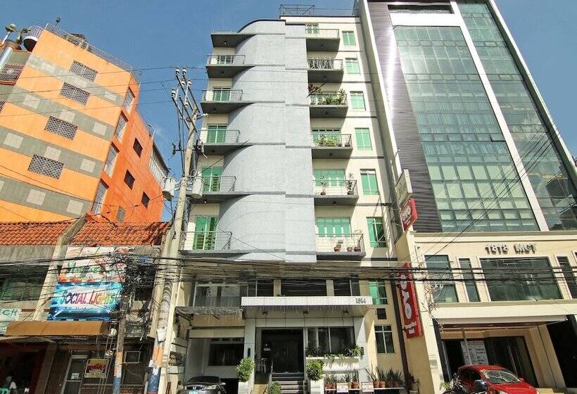 Отель Orange Nest