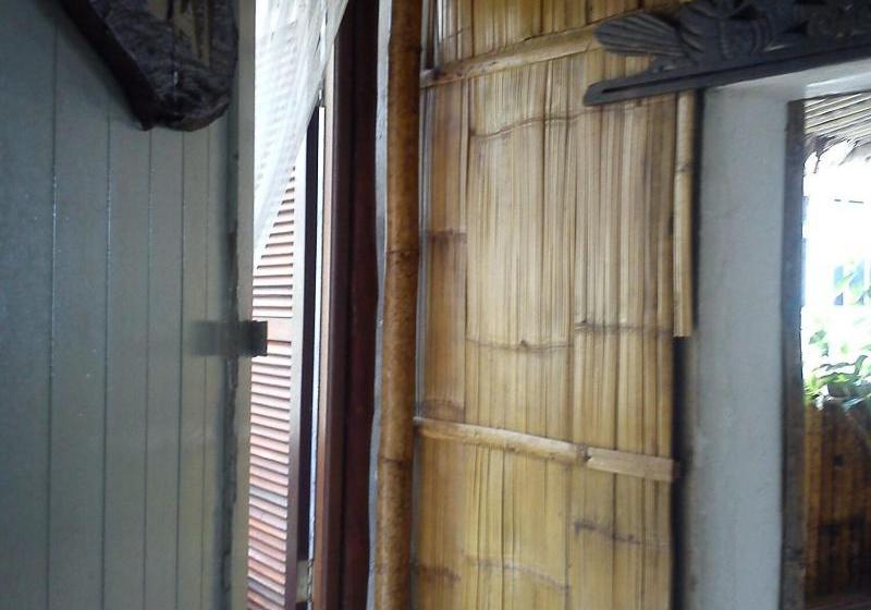 호텔 Rafflesia Inn