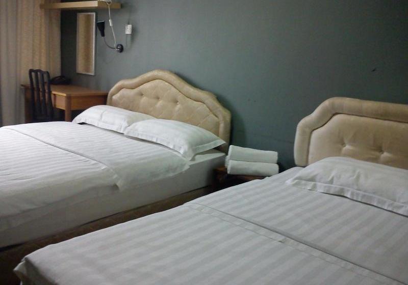 호텔 Rafflesia Inn