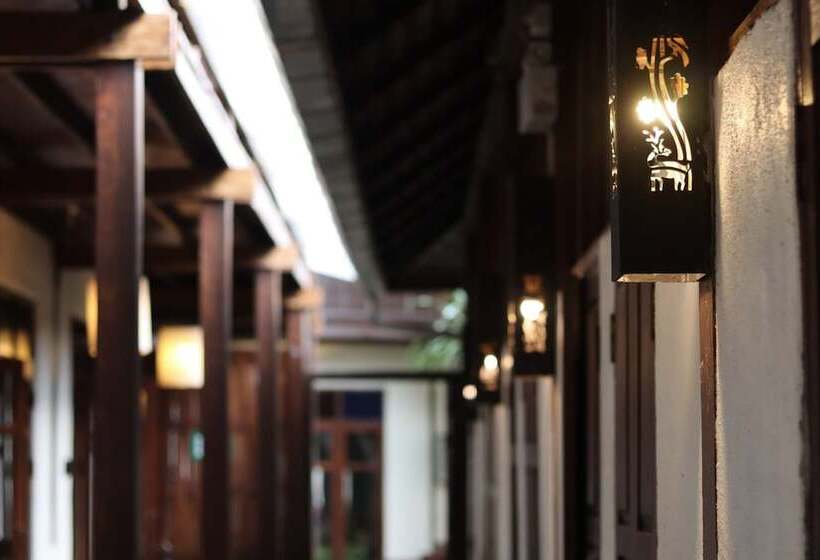 Отель Rompo Boutique