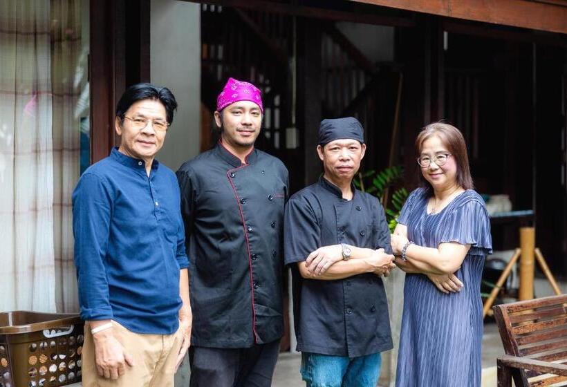 Отель Rompo Boutique