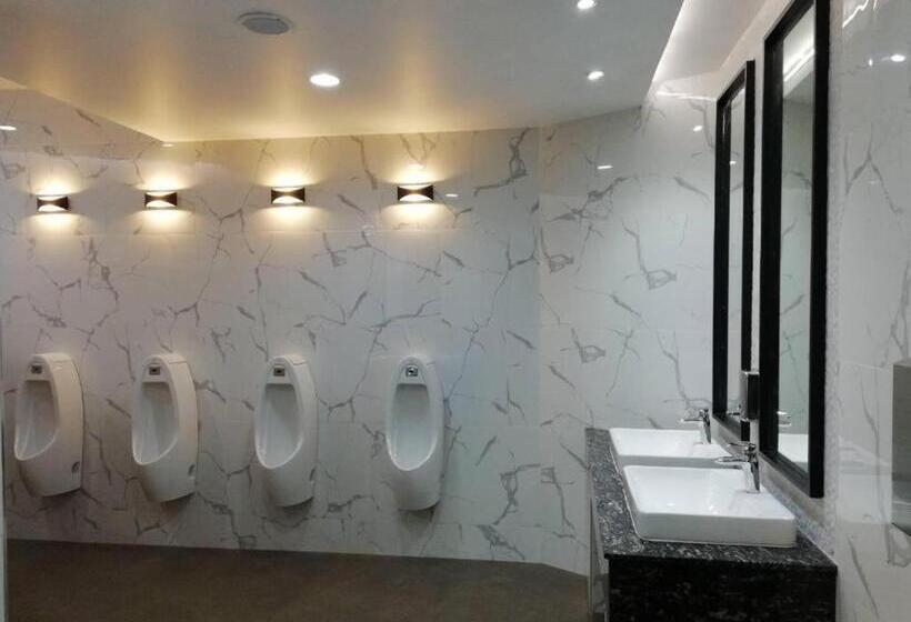 Отель Royal Diamond