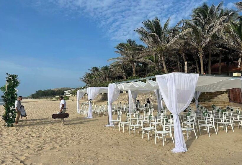 هتل Saigon Emerald Resort