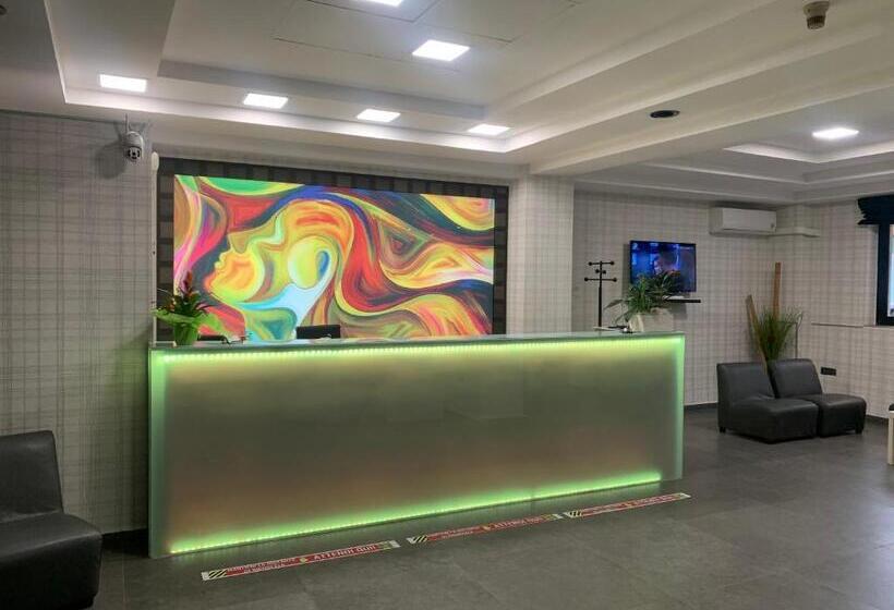 Отель Scigliano