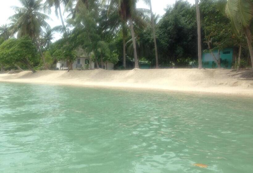 Отель Sea Gate Beach Resort