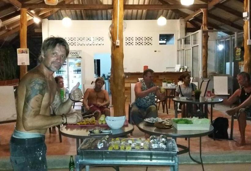 Отель Sea Gate Beach Resort