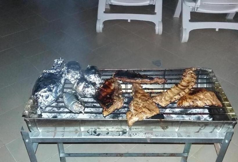 Отель Sea Gate Beach Resort