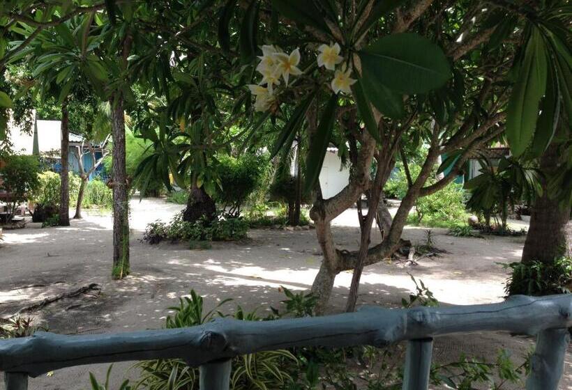 Отель Sea Gate Beach Resort