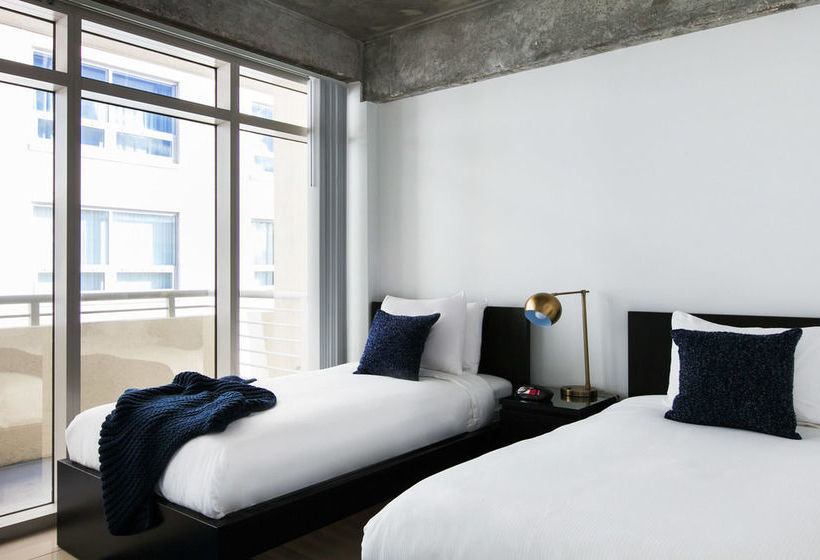 فندق Sky City Suites at Midtown