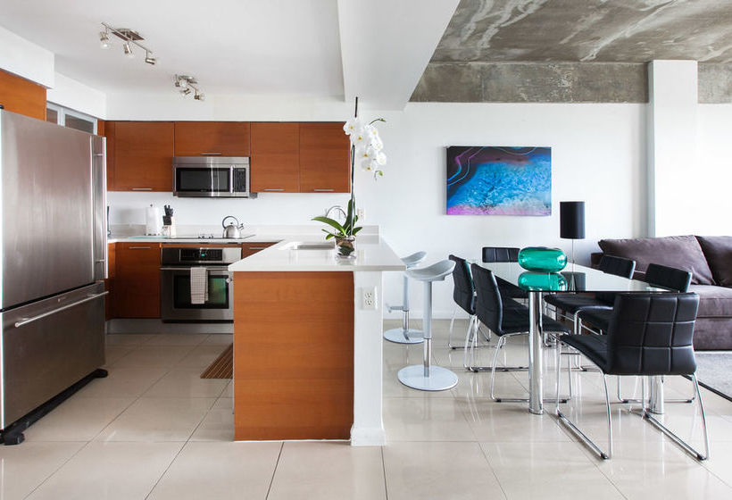 فندق Sky City Suites at Midtown