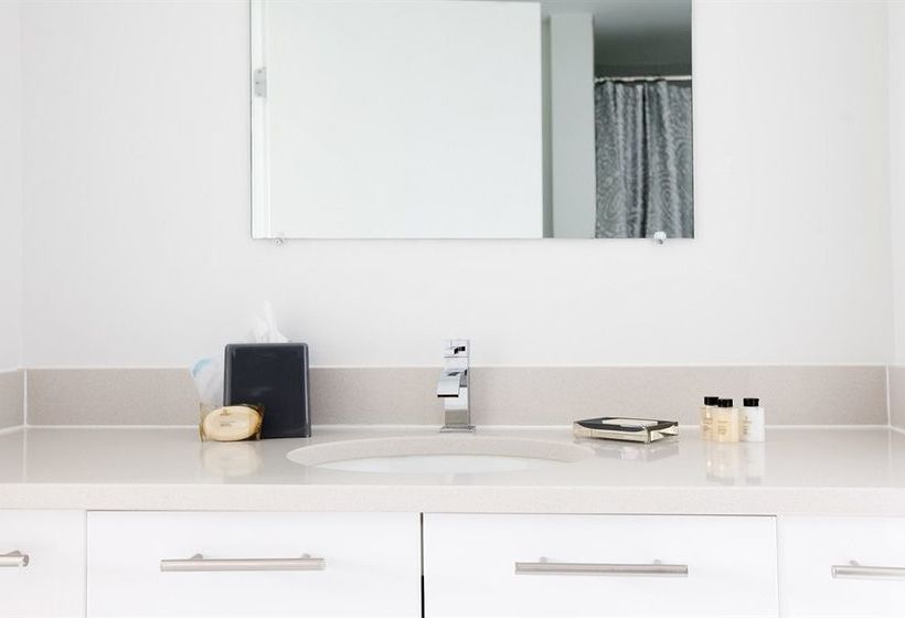 فندق Sky City Suites at Midtown