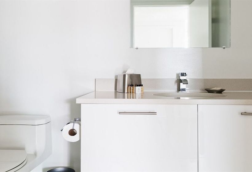 فندق Sky City Suites at Midtown