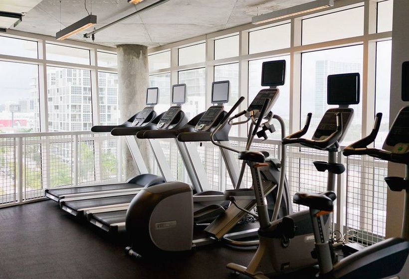 فندق Sky City Suites at Midtown