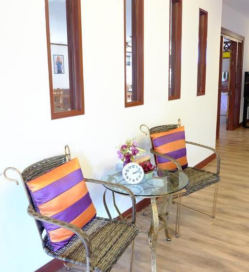 호텔 Studio Khon Kaen By Icheck Inn