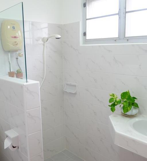 호텔 Studio Khon Kaen By Icheck Inn