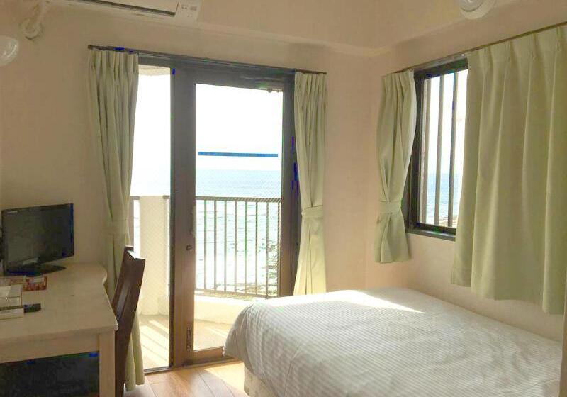 בית מלון כפרי Sunset American