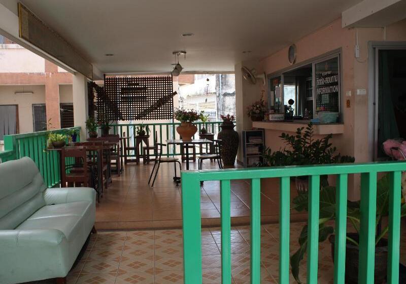 호텔 Tamarind Residences Khonkaen บ้านแทมมารีน