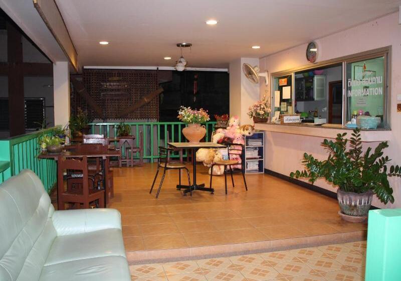 호텔 Tamarind Residences Khonkaen บ้านแทมมารีน