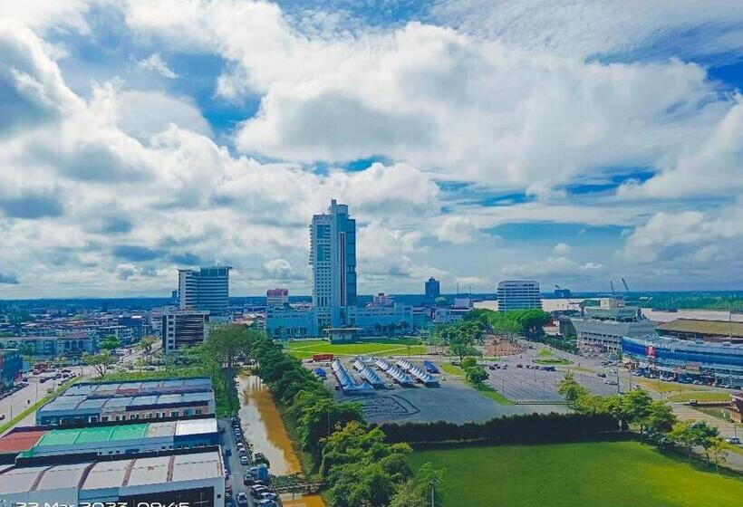 בית מלון כפרי The Paramount