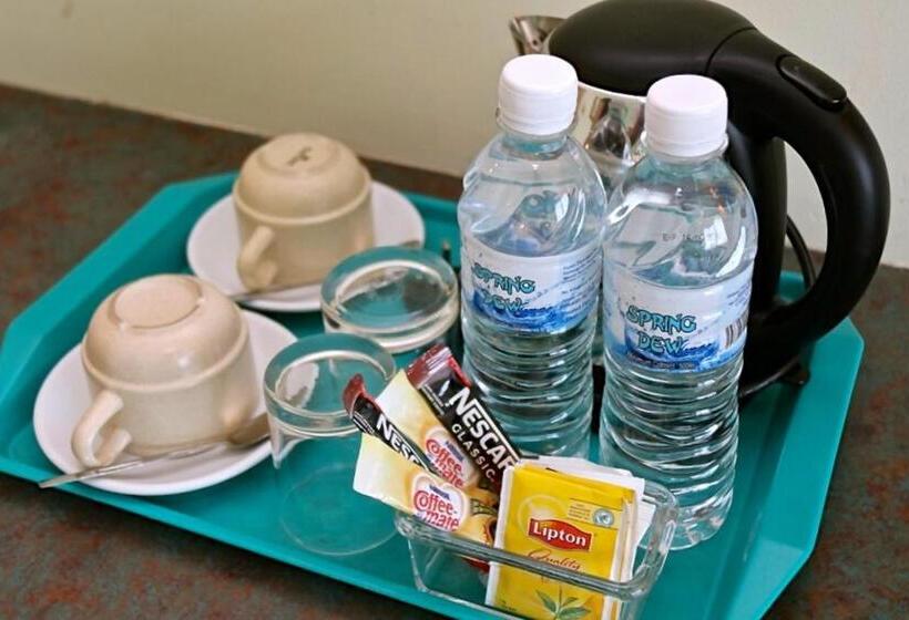 בית מלון כפרי The Paramount