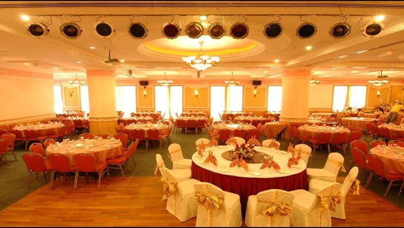 בית מלון כפרי The Paramount