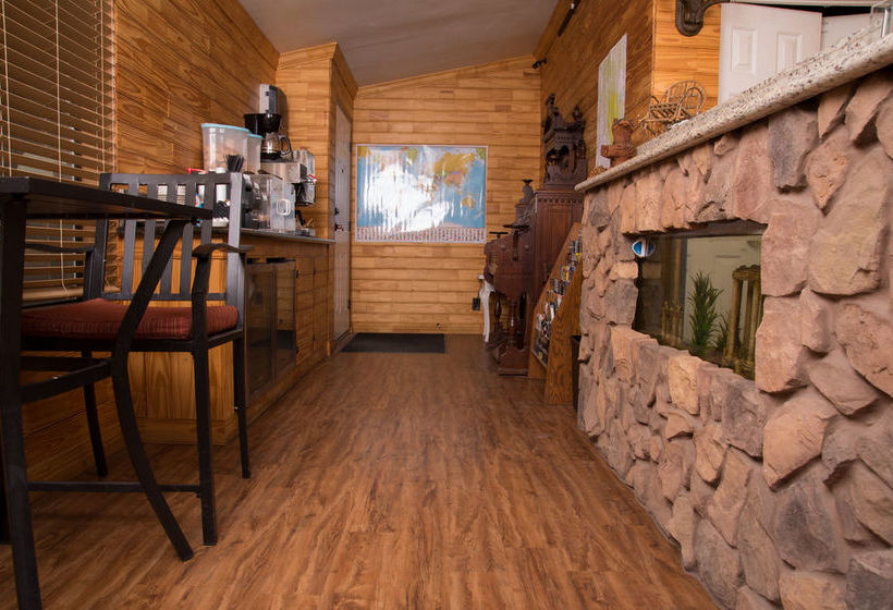 호텔 Yosemite Gold Country Lodge