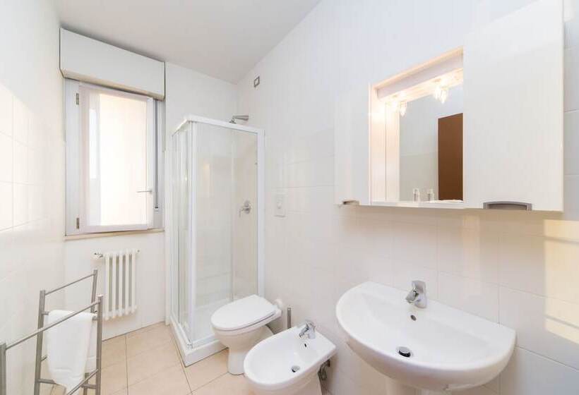 Housing32 Apartments