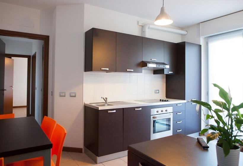 Housing32 Apartments