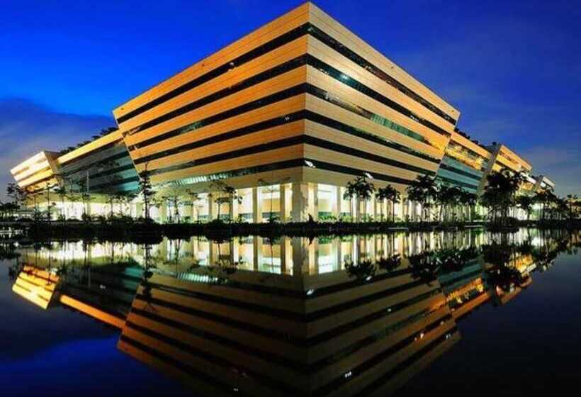 Lotus Condo Downtown