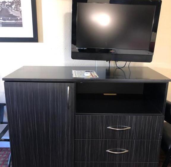 فندق على الطريق Emerson Inn  Jacksonville