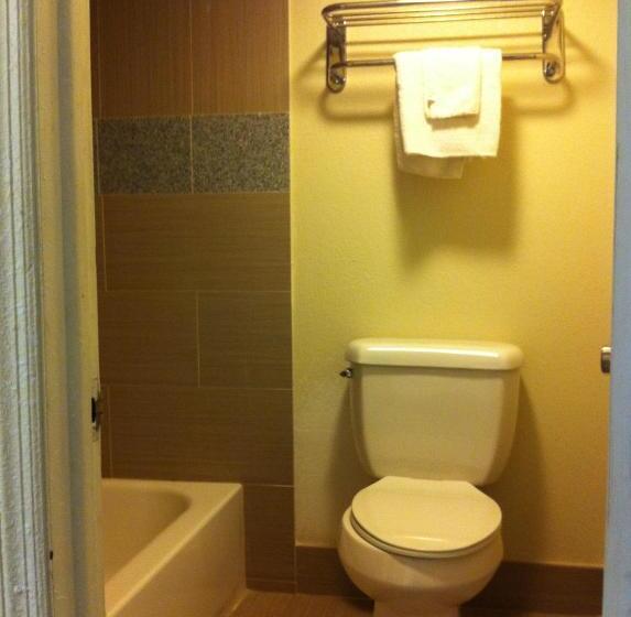 فندق على الطريق Emerson Inn  Jacksonville