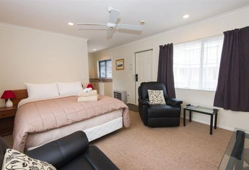 فندق على الطريق Hamilton Settlers Motor Lodge