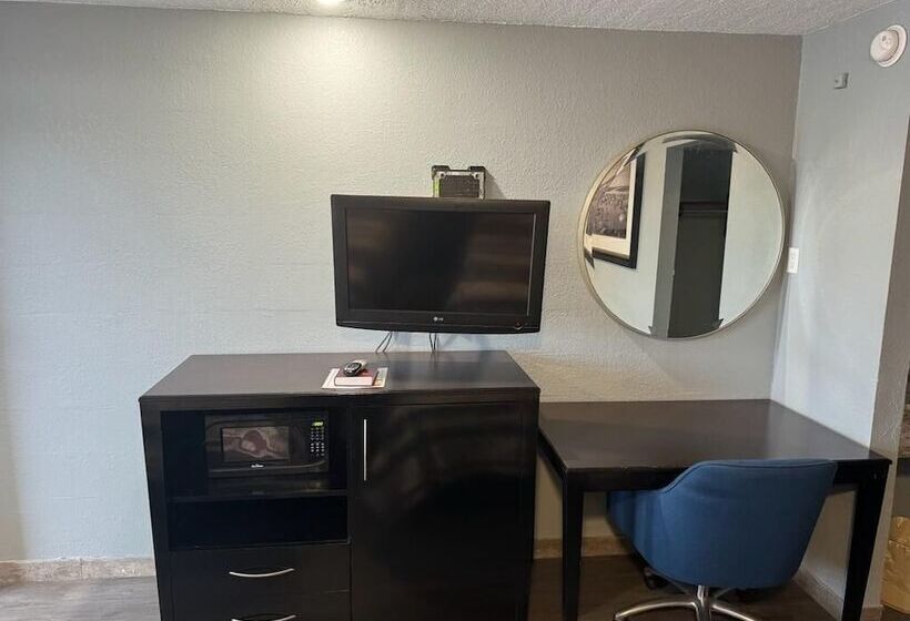 モーテル Midtown Lodge