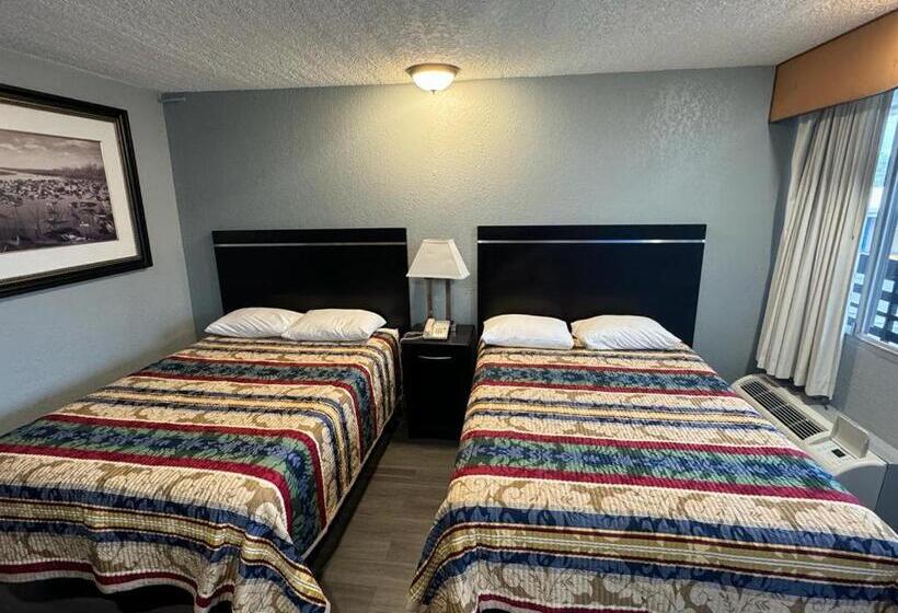 モーテル Midtown Lodge