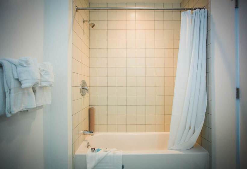 فندق على الطريق Mylo