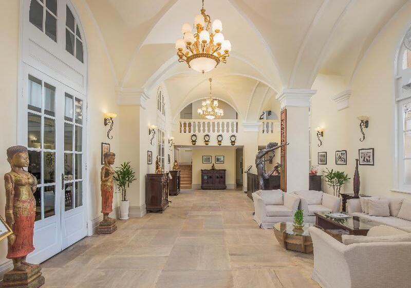 Palace Gate Hotel & Residence By Ehm