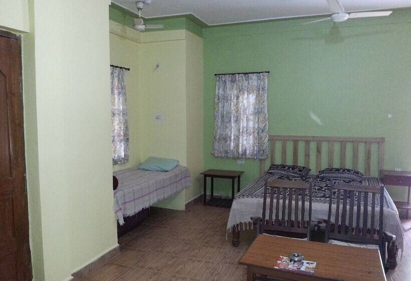 پانسیون Albenjoh Guest House