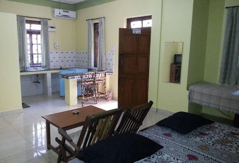 پانسیون Albenjoh Guest House