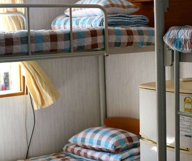 Пансион Guesthouse In Gangneung Myunggane