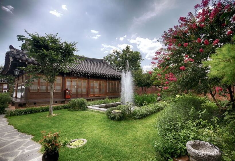 פנסיון Hanok Hotel Dong Nak Won
