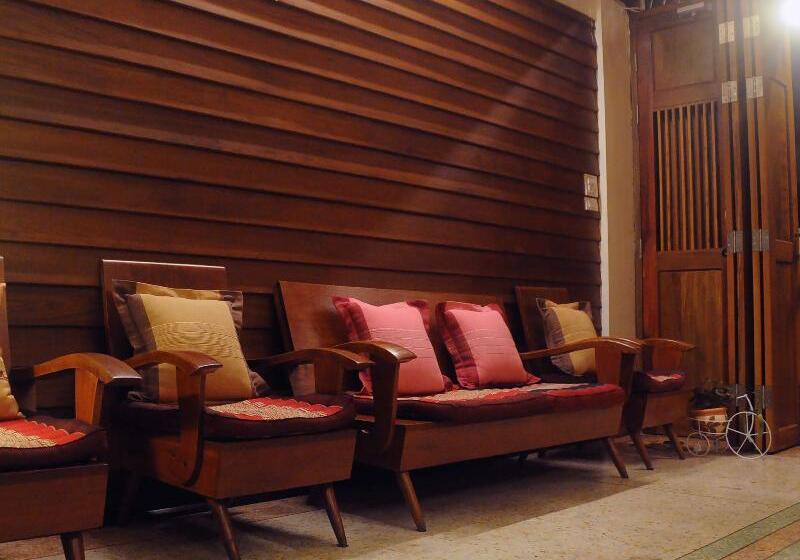 بنسيون Rustic Guest House