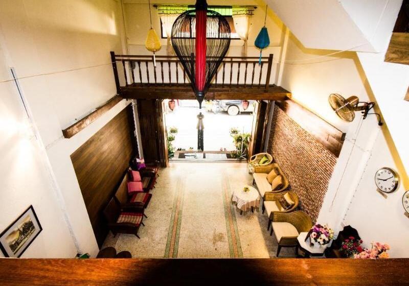بنسيون Rustic Guest House