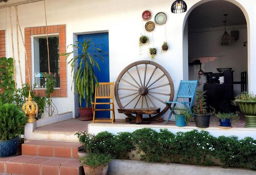 ペンション The Cashew Nut Guesthouse