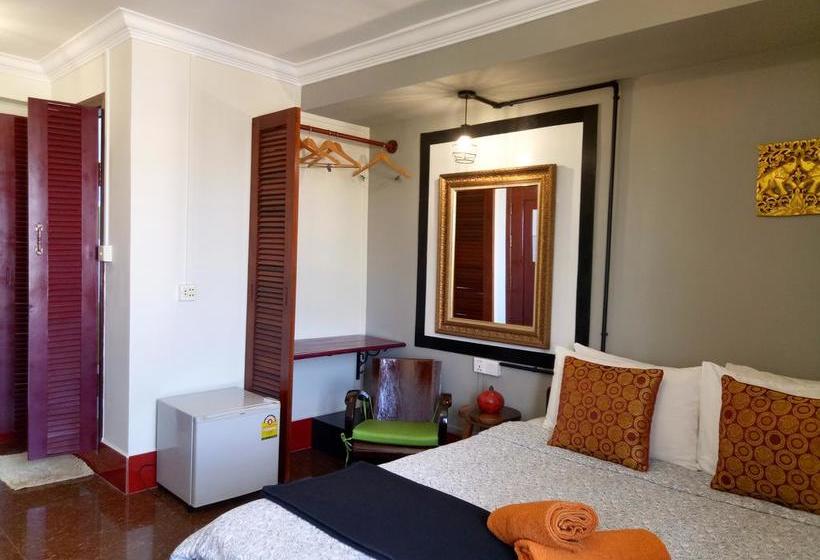 ペンション The Cashew Nut Guesthouse