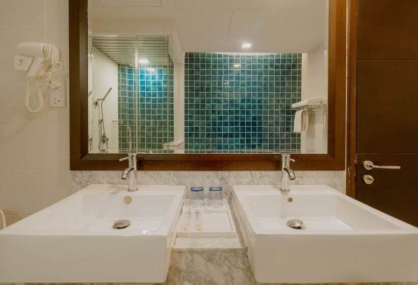 אתר נופש Borneo Beach Villas