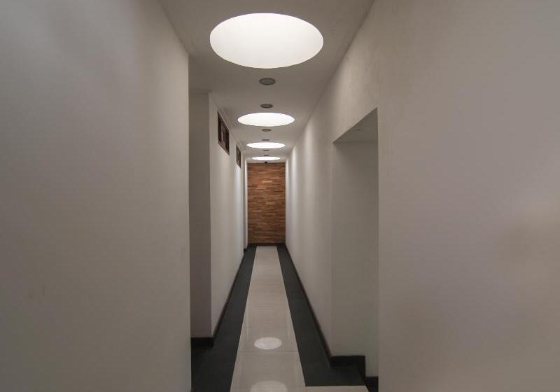 استراحتگاه Delu Villas & Suite
