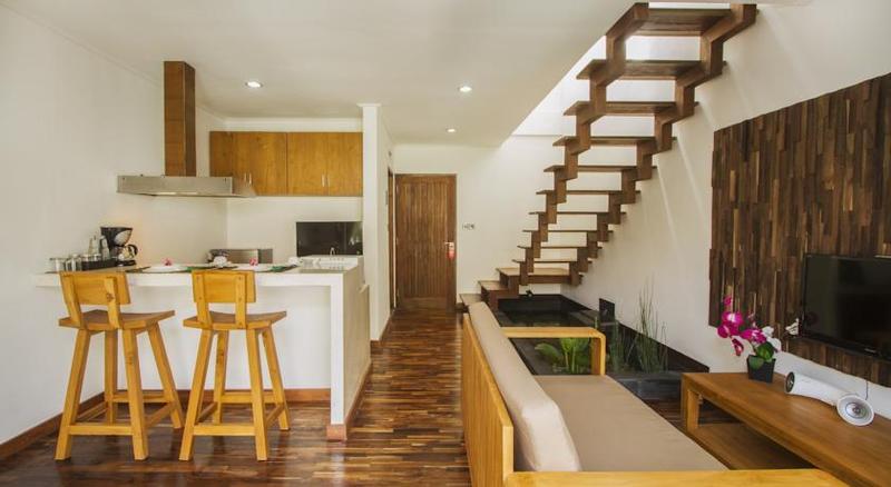 استراحتگاه Delu Villas & Suite